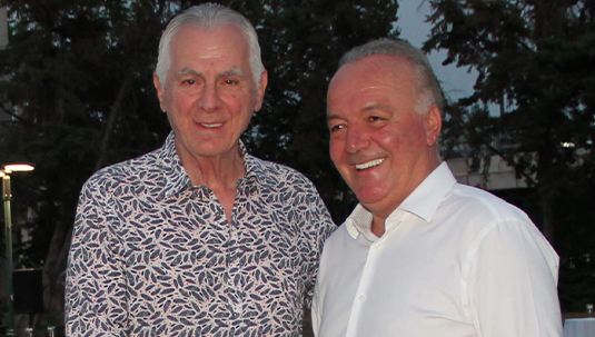 Με την Κοινωνία Μπροστά